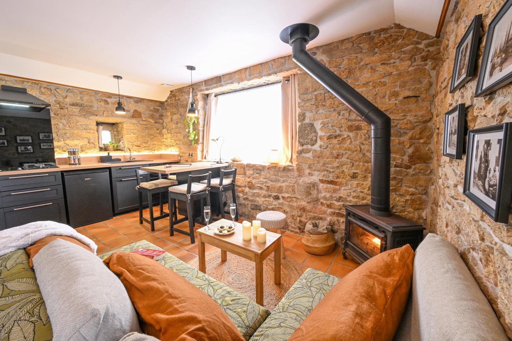 Ker Gana Sauna, Jacuzzi, Poele A Bois Plourin  Exterior foto